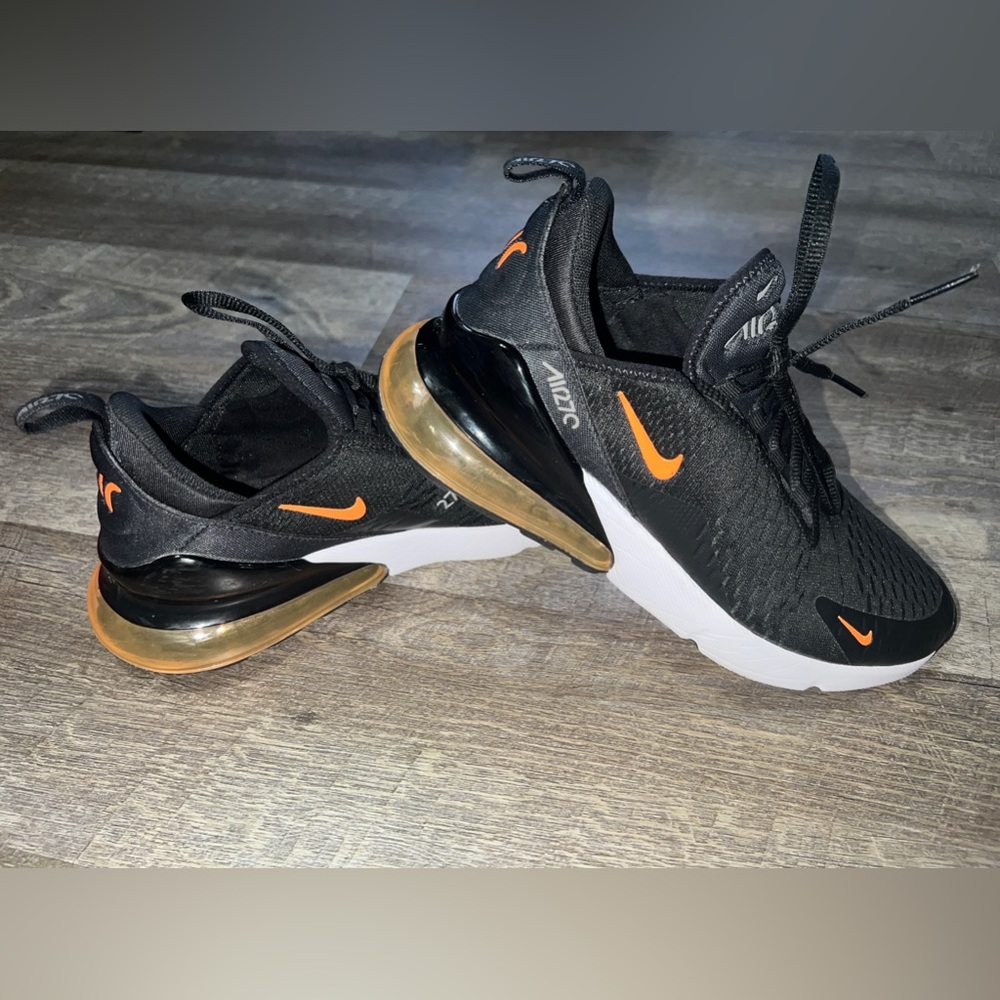 Nike Air Max 270 “Black Total Orange”